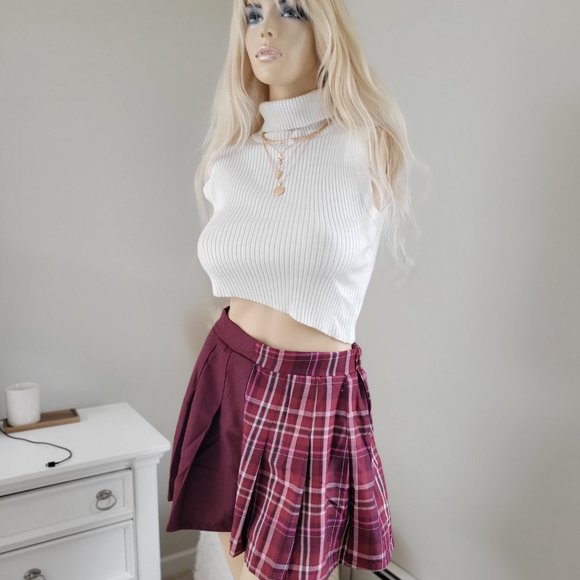 NWT Burgrundy and pink plaid pleated y2k style school girl mini skirt. - Picture 5 of 10